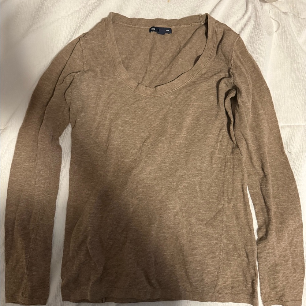 Brown Gap Long Sleeve Sweater